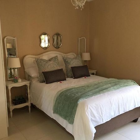 新公寓酒店 Pretoria-Noord 外观 照片