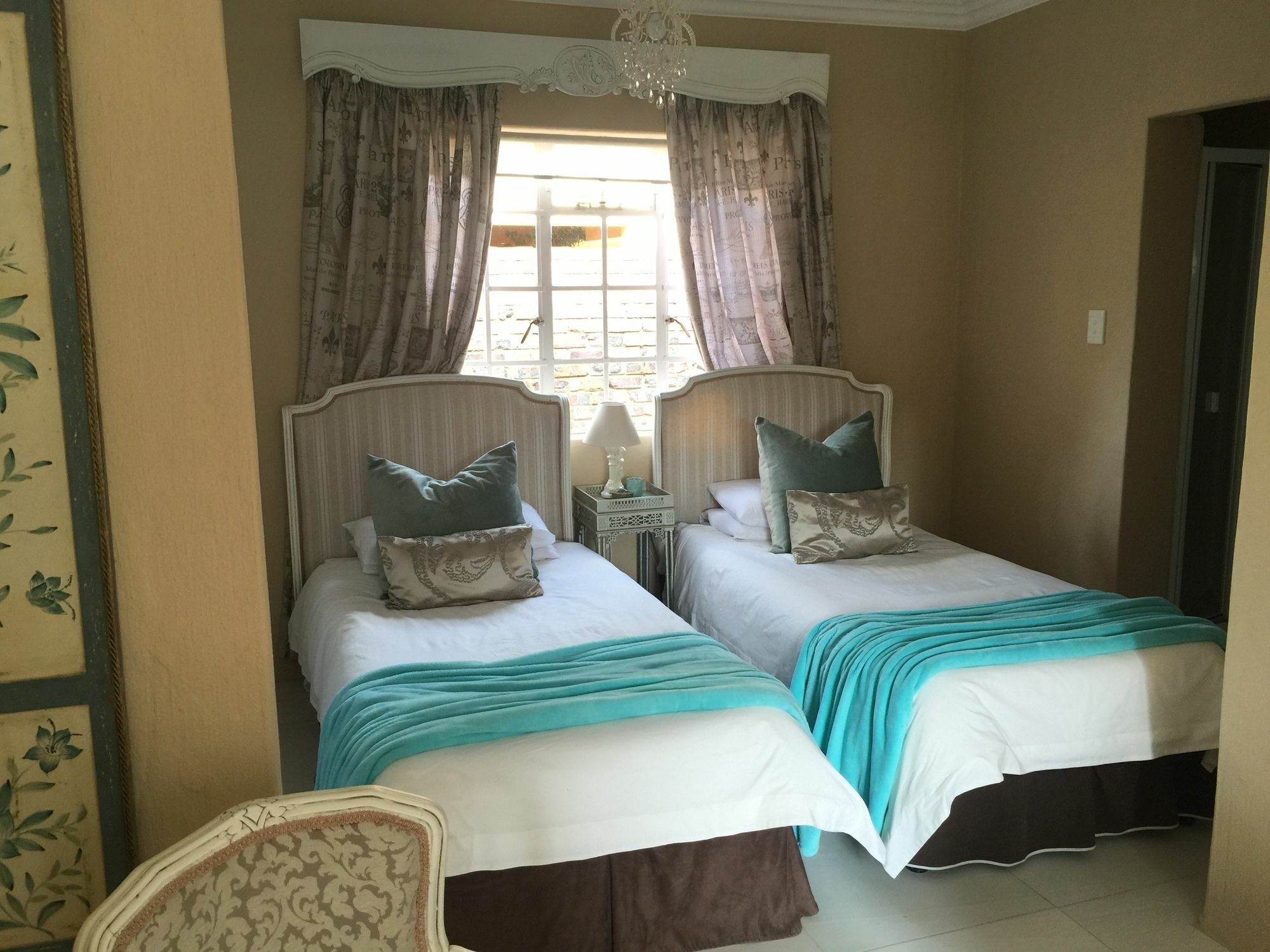 新公寓酒店 Pretoria-Noord 外观 照片